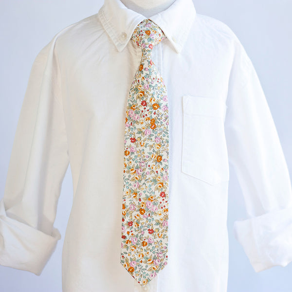 Boy's Bow Tie / Blossoms In Yellow